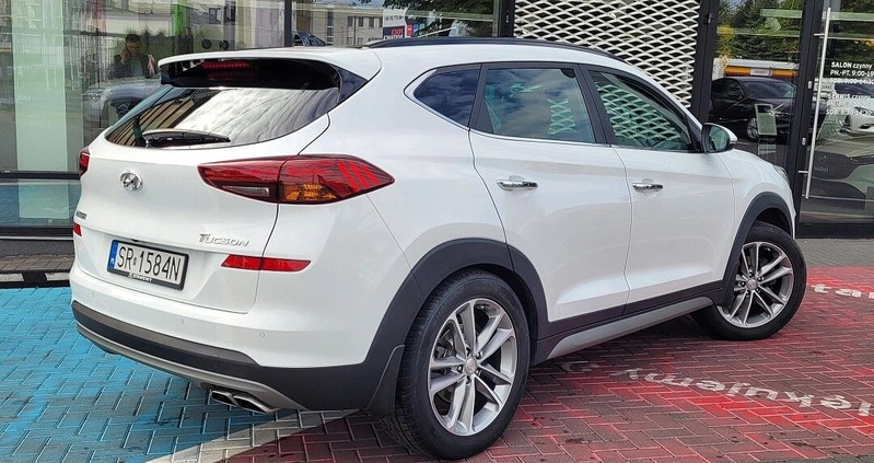 Hyundai Tucson cena 96900 przebieg: 101870, rok produkcji 2019 z Krajenka małe 121